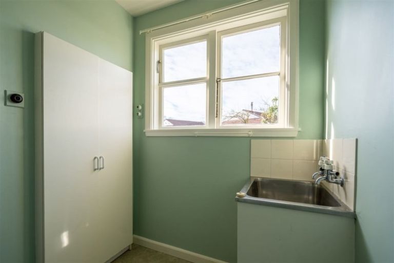 Photo of property in 5 Holcombe Place, Somerfield, Christchurch, 8024