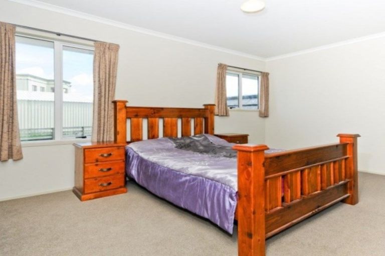 Photo of property in 116 Farnborough Drive, Grandview Heights, Hamilton, 3200