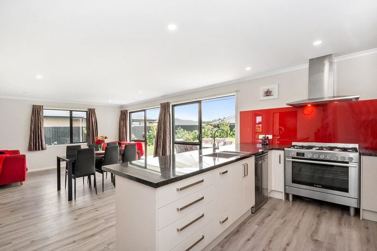 Photo of property in 27 Newman Road, Rolleston, 7614