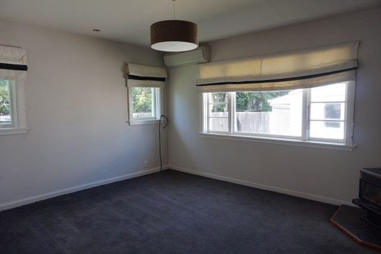 Photo of property in 1/44 Kathleen Crescent, Hornby, Christchurch, 8042