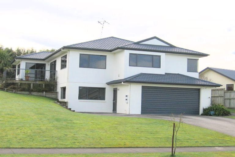Photo of property in 14 Friesian Place, Grandview Heights, Hamilton, 3200