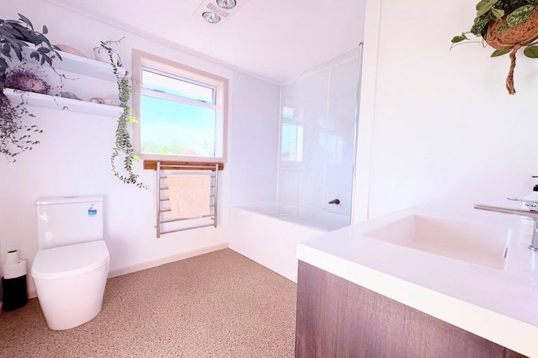 Photo of property in 15 Osler Street, Wairoa, 4108