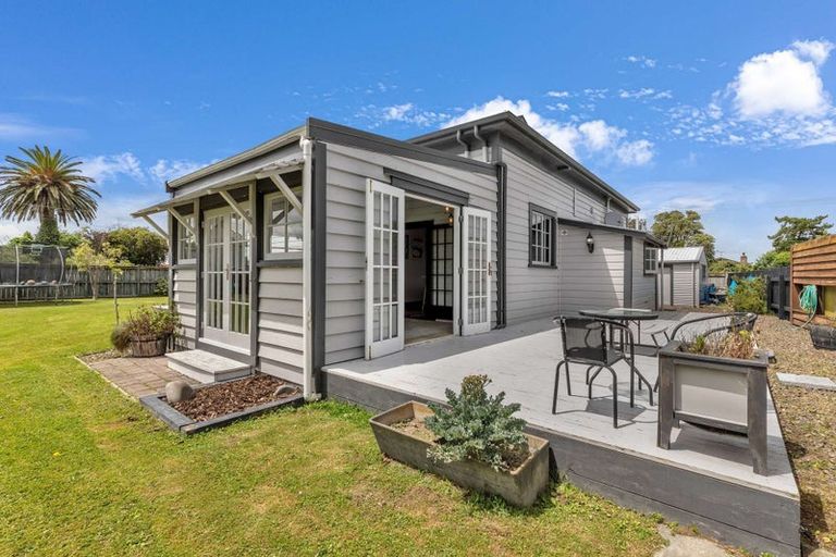 Photo of property in 1 Tamar Street, Rongotea, 4476