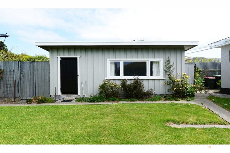 Photo of property in 43 Harris Street, Waimate, 7924