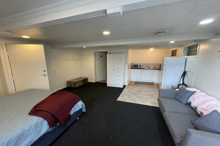 Photo of property in 23a Awanui Street, Merrilands, New Plymouth, 4312