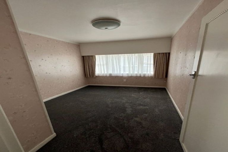 Photo of property in 22 Monarch Avenue, Hillcrest, Auckland, 0627