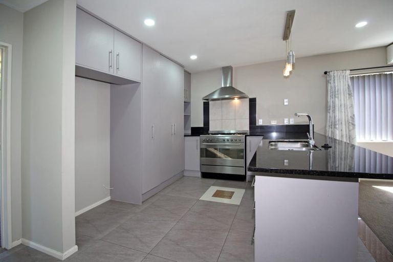 Photo of property in 28 Malahide Drive, Flat Bush, Auckland, 2019