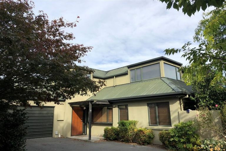 Photo of property in 2/165 Peverel Street, Riccarton, Christchurch, 8041