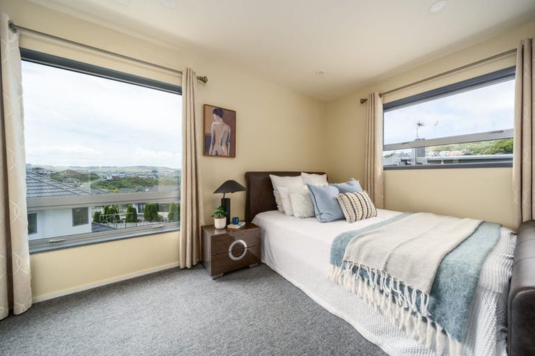 Photo of property in 54 Amesbury Drive, Churton Park, Wellington, 6037