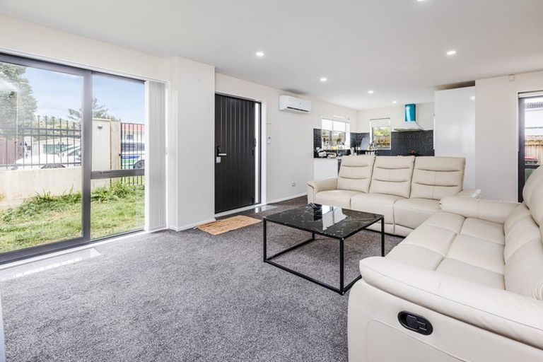 Photo of property in 37a Cornwall Road, Papatoetoe, Auckland, 2025