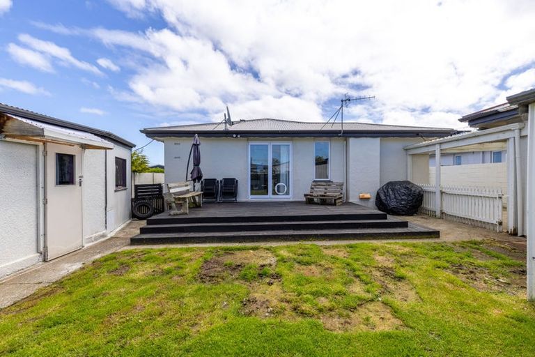 Photo of property in 228 Conyers Street, Strathern, Invercargill, 9812