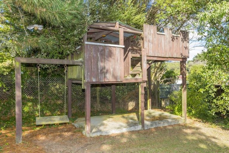 Photo of property in 42 Gillespies Road, Birchville, Upper Hutt, 5018