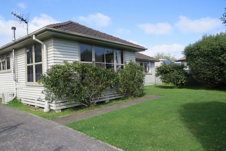 Photo of property in 8 Ayr Place, Hokowhitu, Palmerston North, 4410