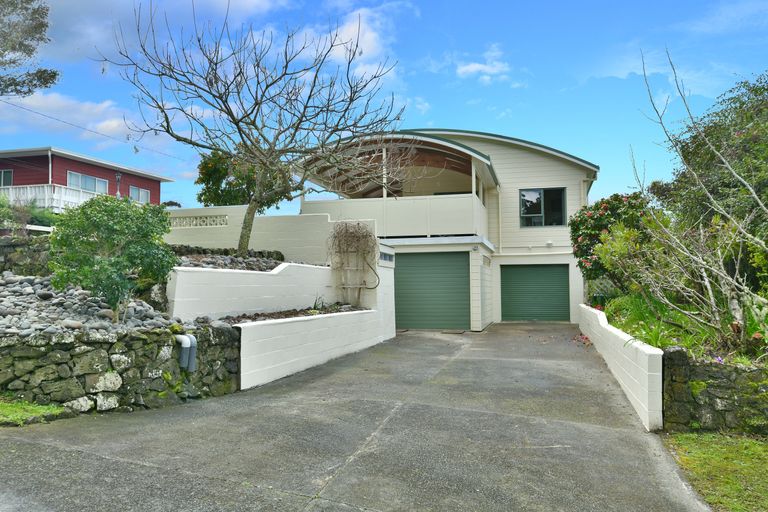 Photo of property in 15 Opahi Bay Road, Mahurangi West, Warkworth, 0983