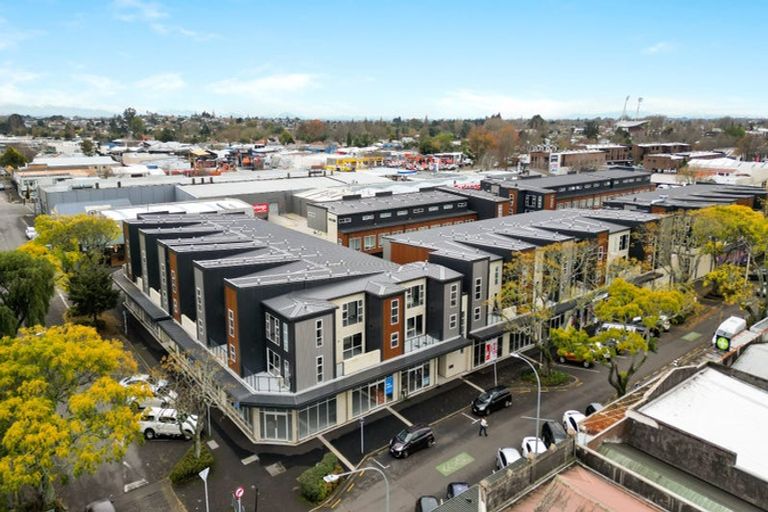 Photo of property in 122/126 Commerce Street, Frankton, Hamilton, 3204
