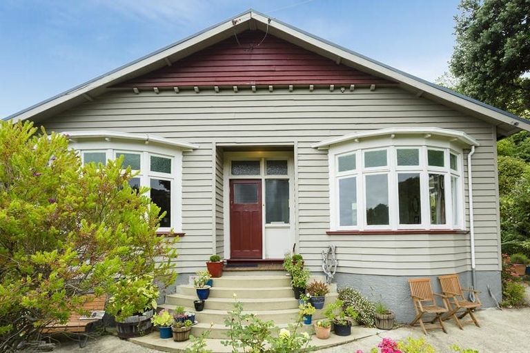 Photo of property in 58 Glen Road, Mornington, Dunedin, 9011