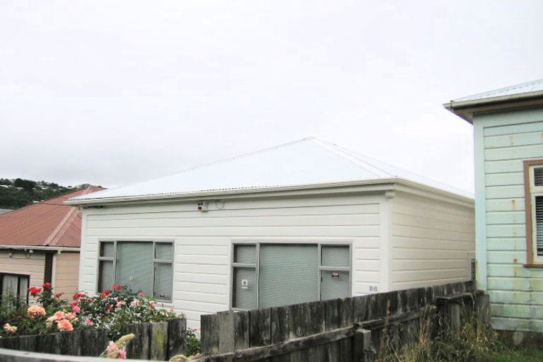 Photo of property in 56 Herald Street, Berhampore, Wellington, 6023