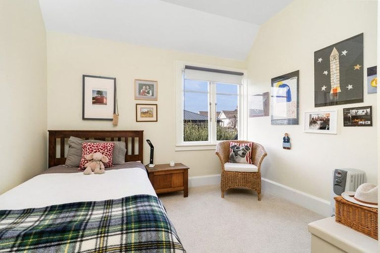 Photo of property in 27 Mcdougall Avenue, St Albans, Christchurch, 8014