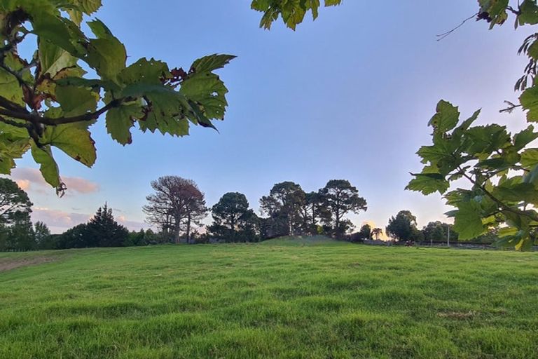 Photo of property in 683 Ridge Road, Riverhead, 0793