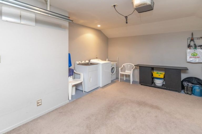 Photo of property in 2/15 Johns Road, Belfast, Christchurch, 8051