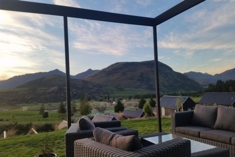 Photo of property in 29 Double Cone Road, Jacks Point, Queenstown, 9371