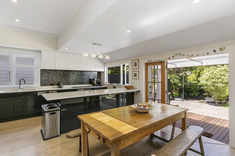 Photo of property in 57 Waipapa Road, Hataitai, Wellington, 6021