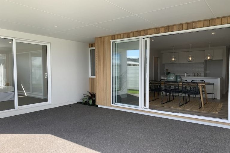 Photo of property in 41 Saint Pauls Drive, Brookfield, Tauranga, 3110