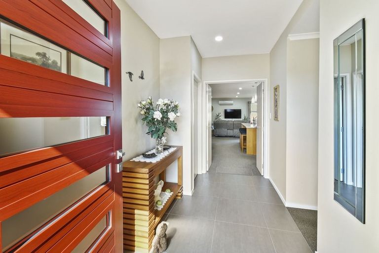 Photo of property in 15 Searle Drive, Patumahoe, Pukekohe, 2679