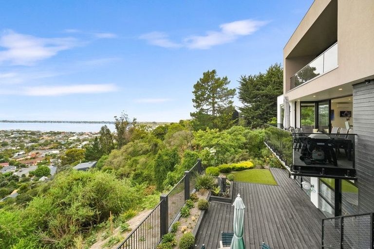 Photo of property in 8a Mandalay Lane, Redcliffs, Christchurch, 8081