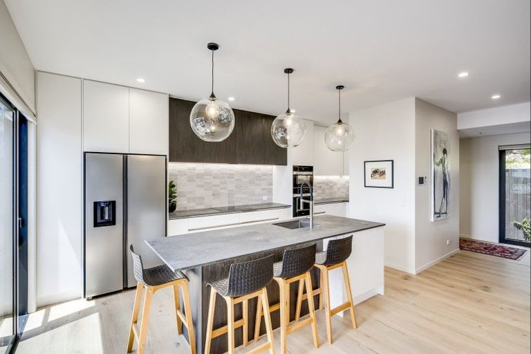 Photo of property in 72 Breadalbane Avenue, Havelock North, 4130