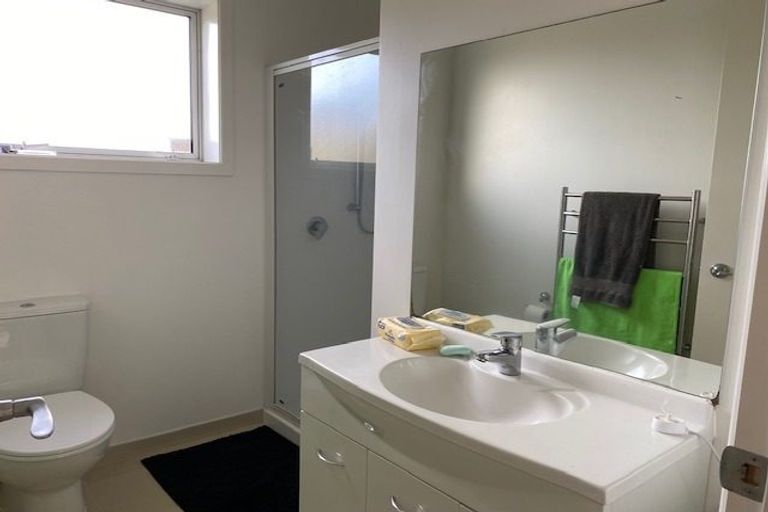 Photo of property in 16 Steeple Rise, Pakuranga, Auckland, 2010