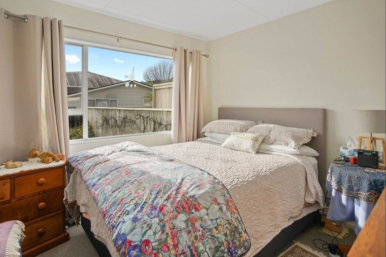 Photo of property in 2/18 Blackwood Street, Wakatu, Nelson, 7011