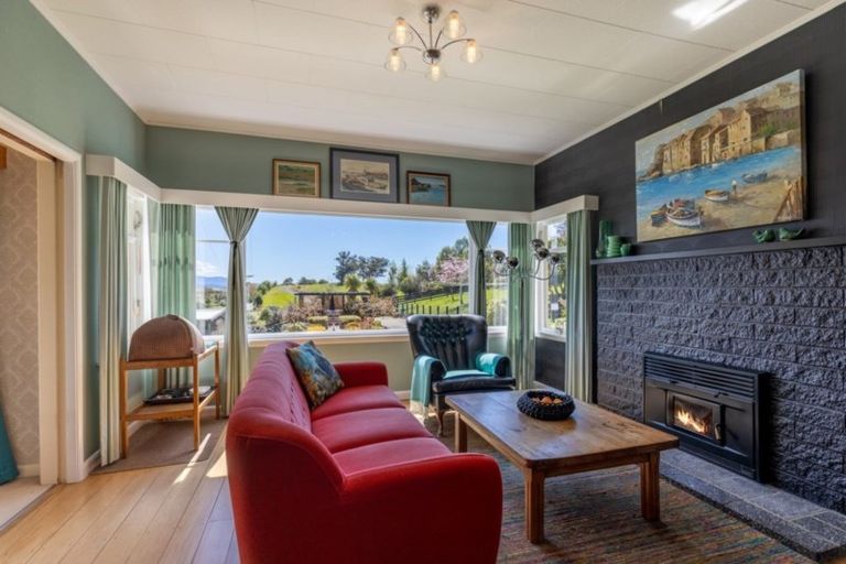 Photo of property in 23 School Road, Lower Moutere, Upper Moutere, 7175