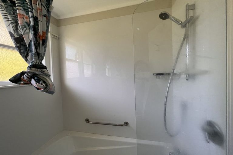 Photo of property in 313 Oxford Terrace, Avalon, Lower Hutt, 5011