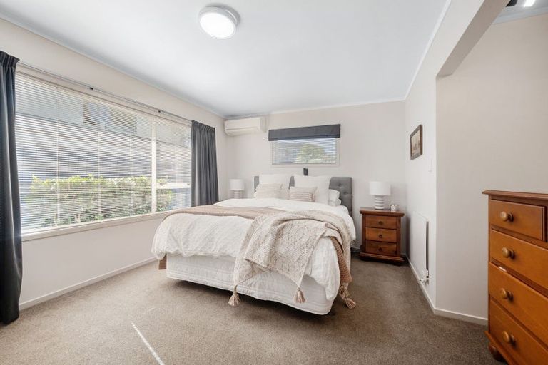 Photo of property in 32b Takutai Avenue, Bucklands Beach, Auckland, 2012