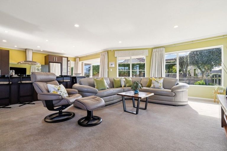 Photo of property in 123 Butcher Road, Pukekohe, 2120