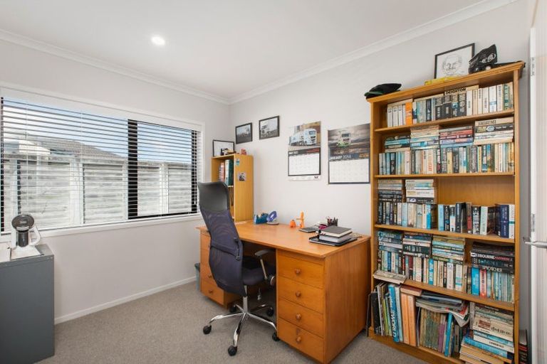 Photo of property in 6 Vantage Place, Omokoroa, 3114