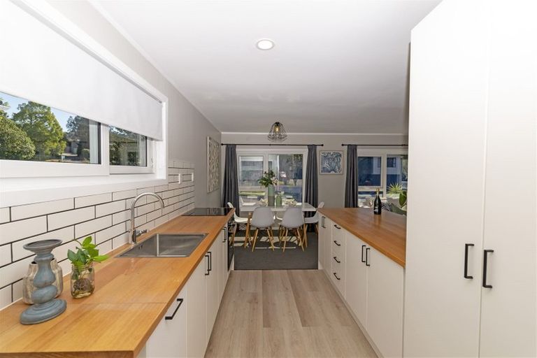Photo of property in 1/29 Cranston Street, Torbay, Auckland, 0632