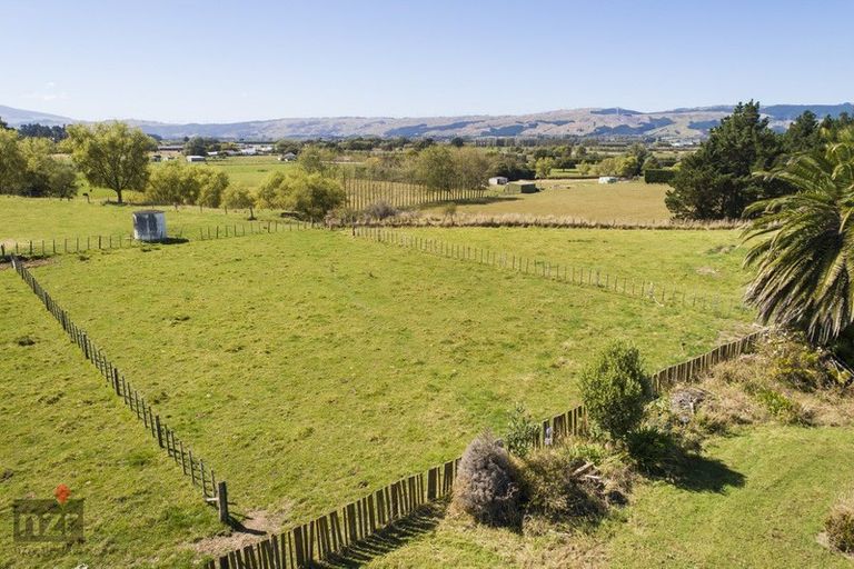 Photo of property in 48 James Line, Kelvin Grove, Palmerston North, 4414