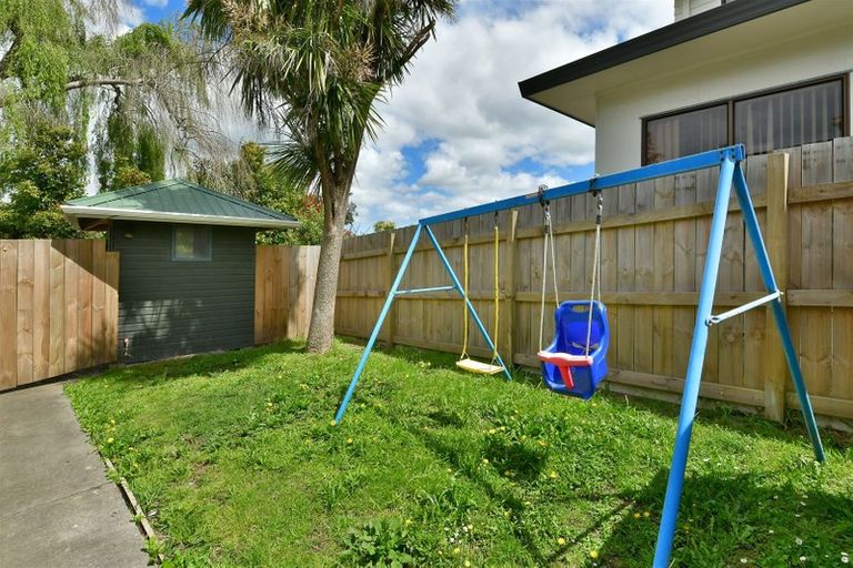 Photo of property in 27 Amorino Drive, Red Beach, 0932