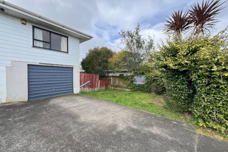 Photo of property in 8 Southview Place, Wattle Downs, Auckland, 2102