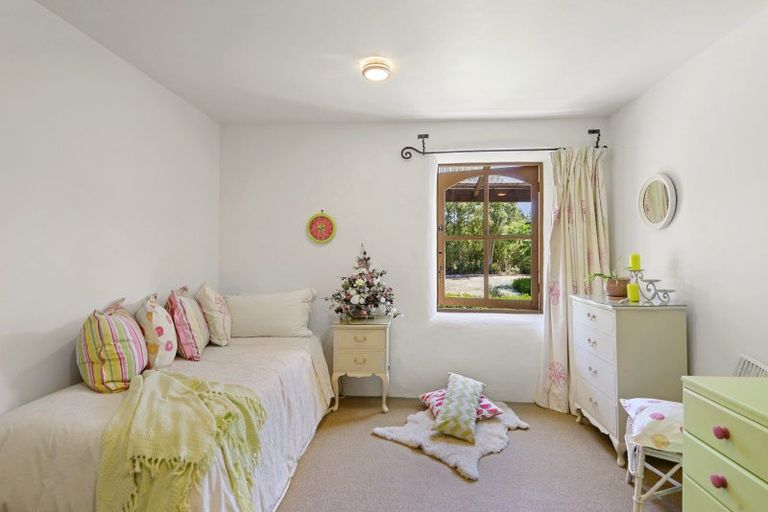 Photo of property in 305 Lawford Road, West Melton, Christchurch, 7676