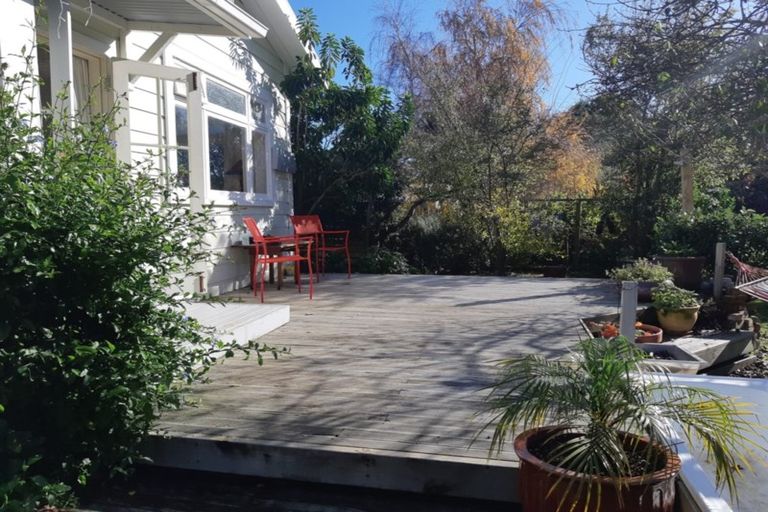 Photo of property in 11a Daniel Street, Martinborough, 5711