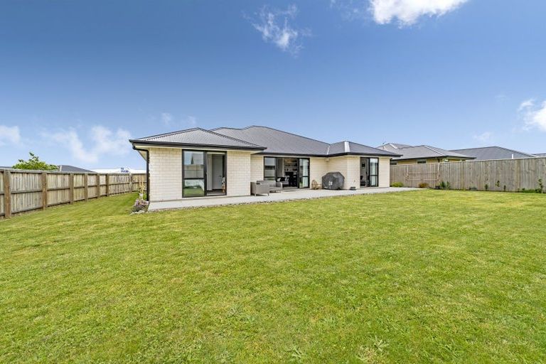 Photo of property in 19 Raptor Street, Rolleston, 7615