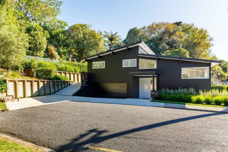 Photo of property in 4 Azalea Place, Brooklands, New Plymouth, 4310