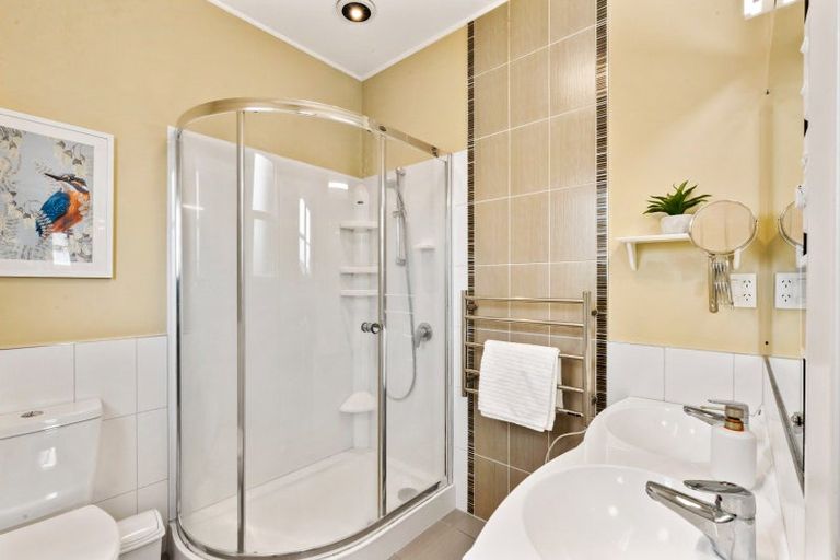 Photo of property in 235 Georges Drive, Napier South, Napier, 4110