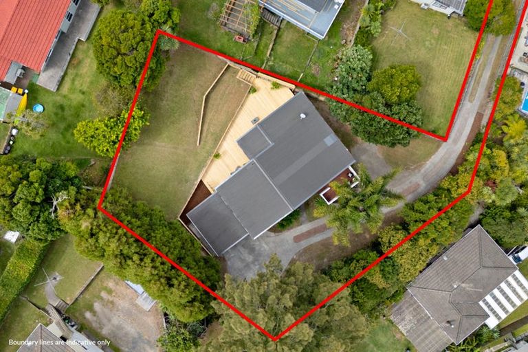 Photo of property in 36 Beaudine Avenue, Glenfield, Auckland, 0629