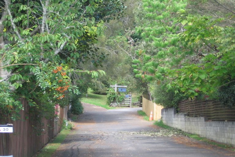 Photo of property in 34 Lemnos Place, Titirangi, Auckland, 0604