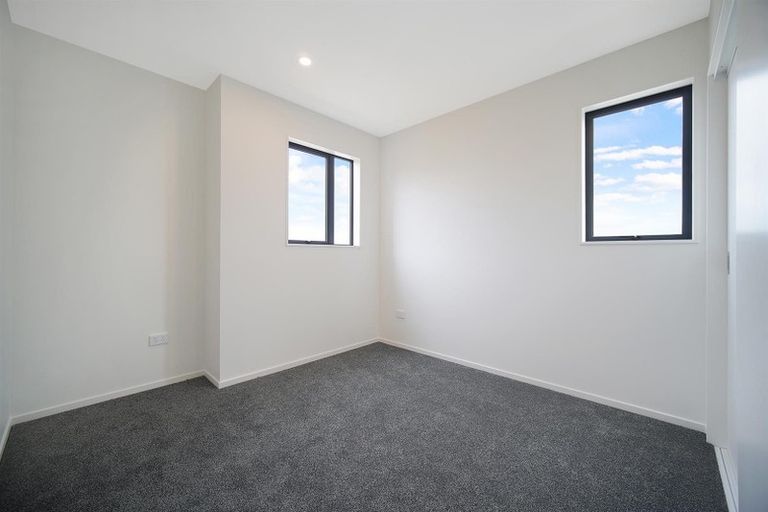 Photo of property in 42 Holcroft Street, Papakura, 2110