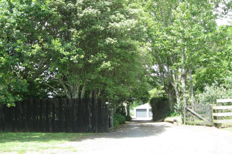 Photo of property in 95 Stan Wright Road, Karaka, Papakura, 2580